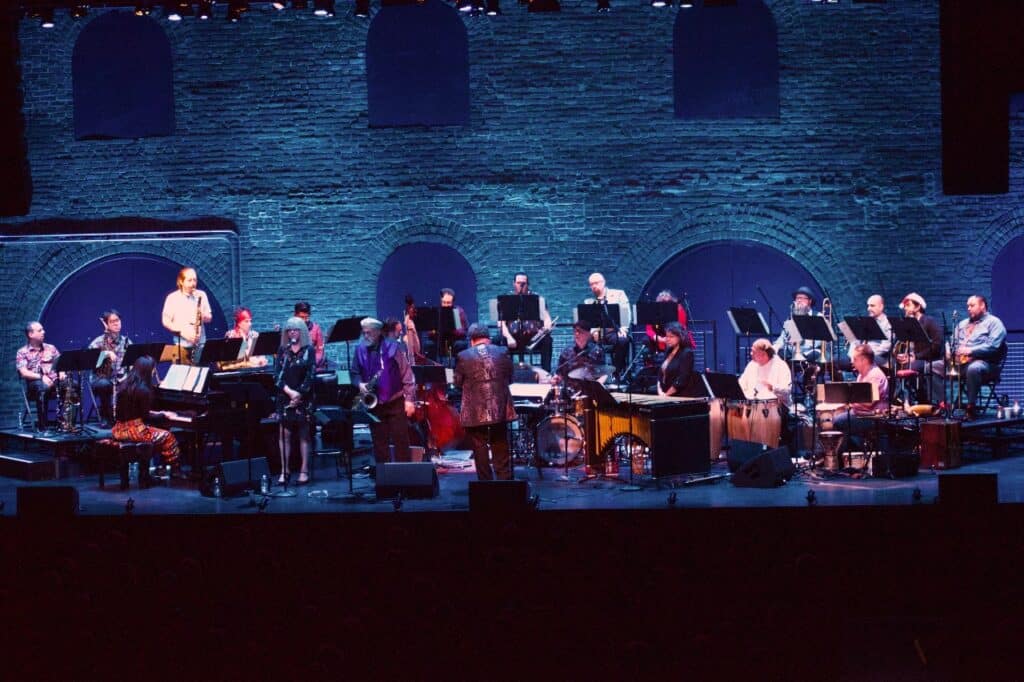 The full line-up of 'Mundoagua: Celebrating Carla Bley' on stage.